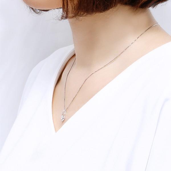 ジュエリーツツミ プラチナ鑑定書付ダイヤモンドネックレス（0.18