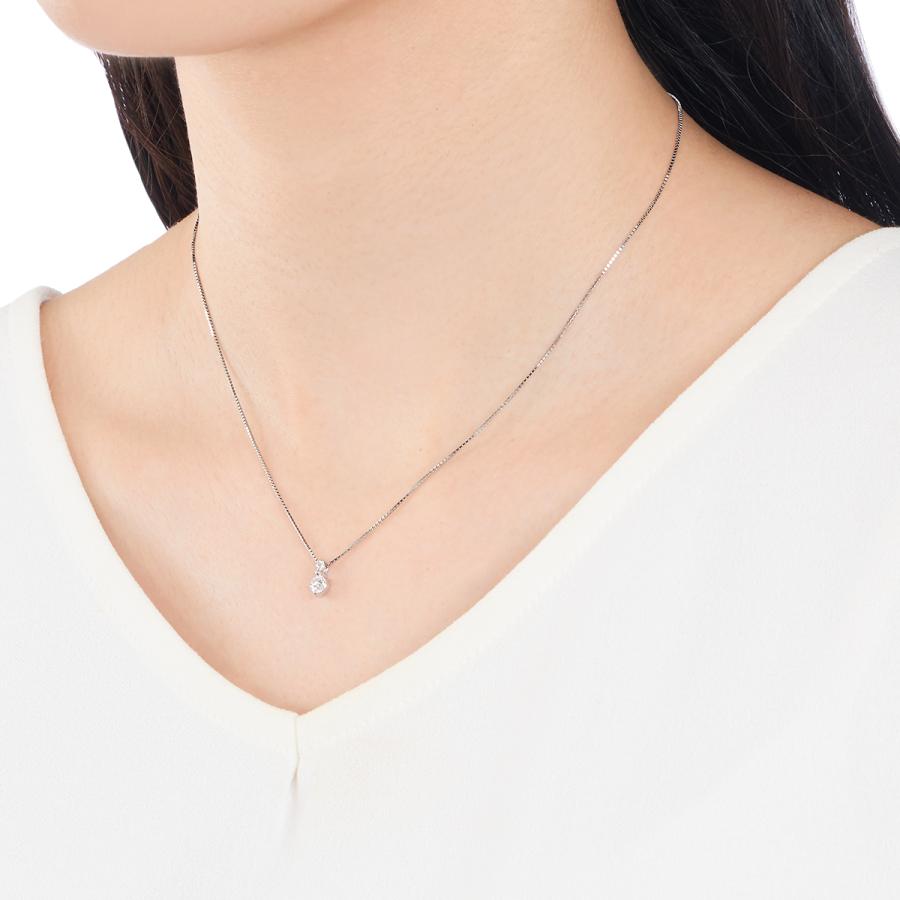 ジュエリーツツミ プラチナ鑑定書付ダイヤモンドネックレス（0.18