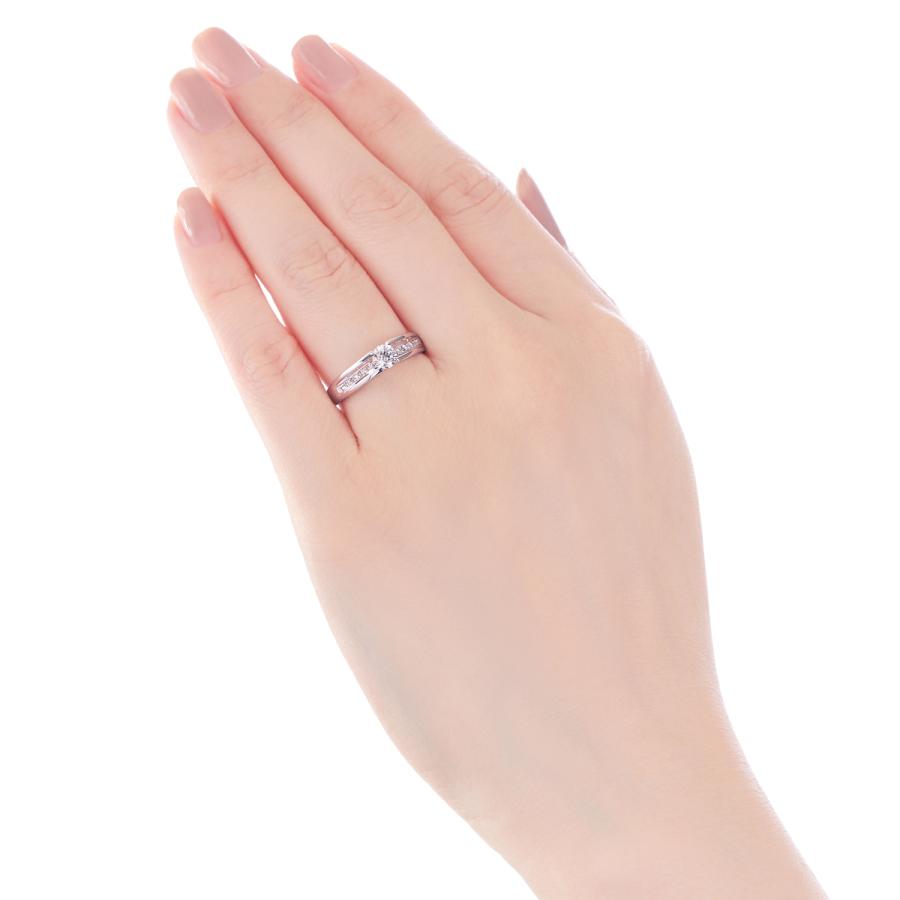 ジュエリーツツミ プラチナ鑑定書付ダイヤモンドリング（0.3カラット