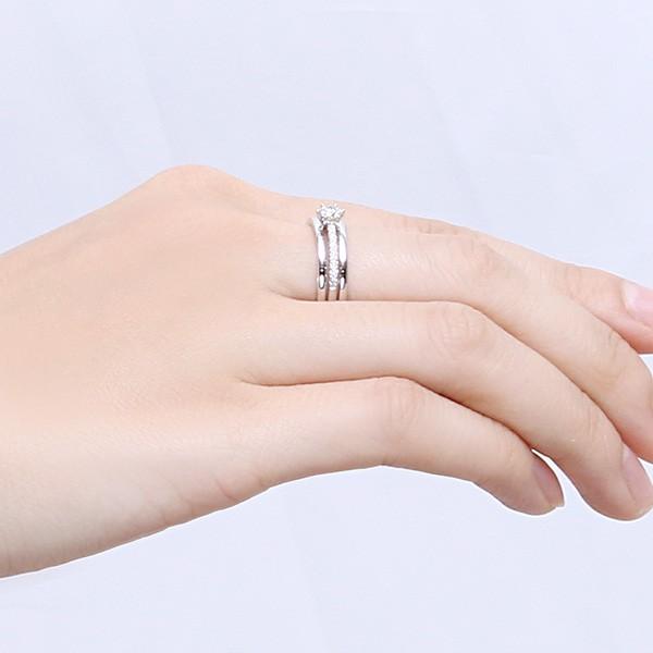 ジュエリーツツミ プラチナ鑑定書付ダイヤモンドリング（0.23カラット