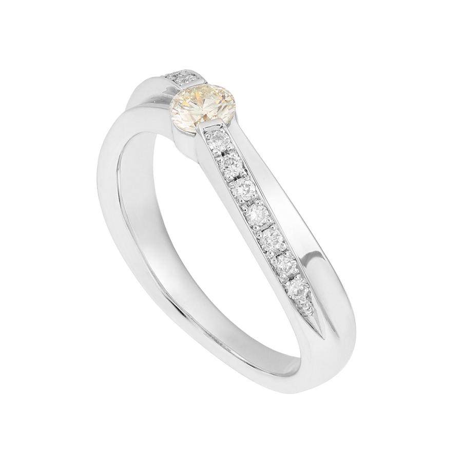 ジュエリーツツミ プラチナ鑑定書付ダイヤモンドリング（0.23カラット