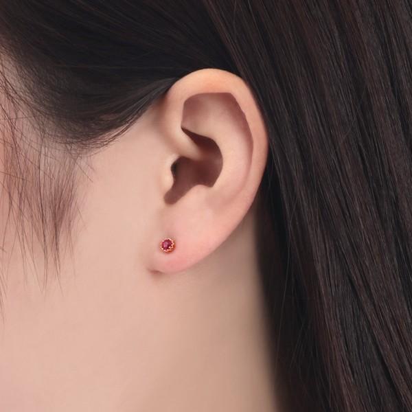 ジュエリーツツミ K18イエローゴールドルビーピアス ジュエリーツツミ K18イエローゴールドルビーピアス
