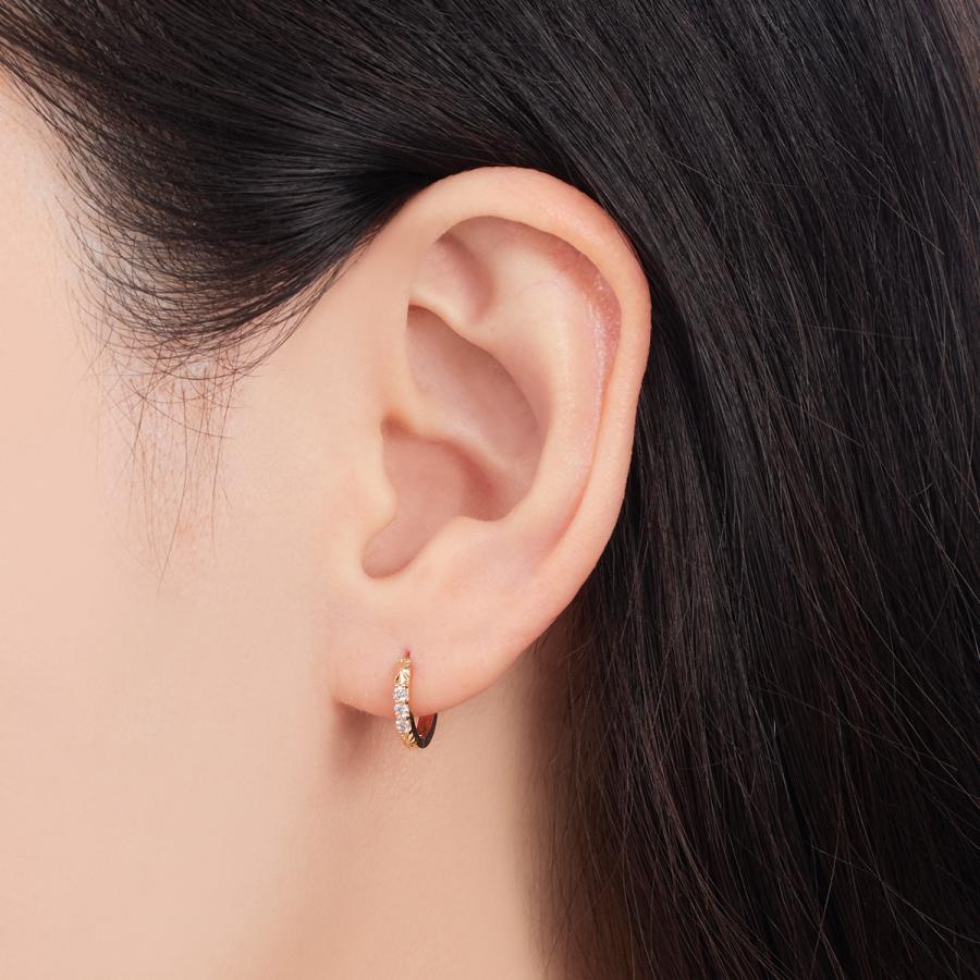 K10イエローゴールドダイヤモンドピアス