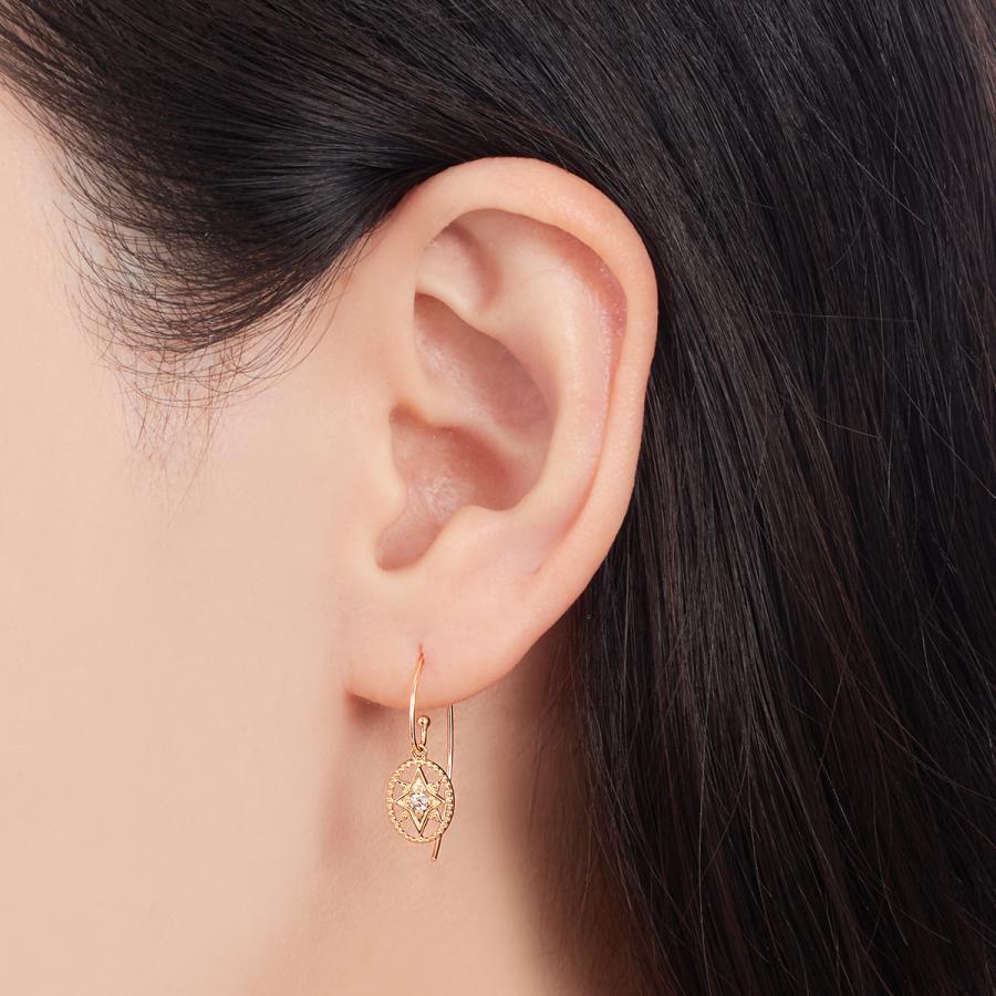 K10イエローゴールドダイヤモンドピアス 