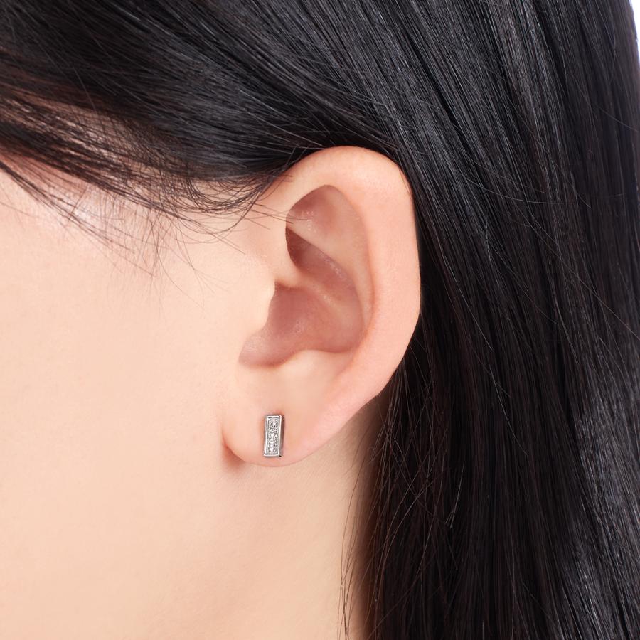 プラチナダイヤモンドピアス 