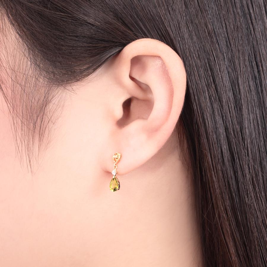 ジュエリーツツミ K10イエローゴールドペリドットピアス : ジュエリー