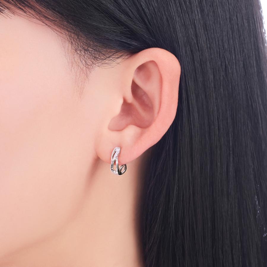 ジュエリーツツミ プラチナダイヤモンドピアス : ジュエリーツツミ