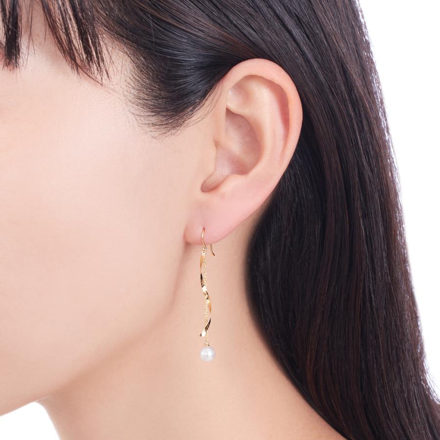 K10イエローゴールド淡水パールピアス（6mm）の画像