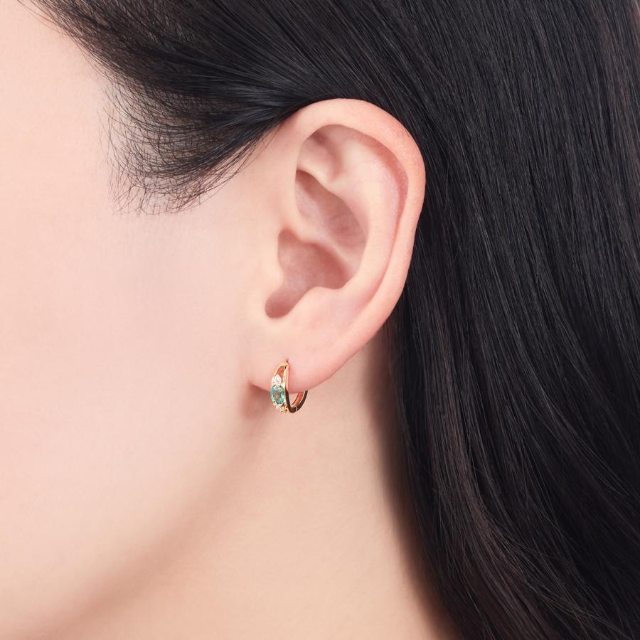 ジュエリーツツミ K18イエローゴールドエメラルドピアス ジュエリーツツミ K18イエローゴールドエメラルドピアス