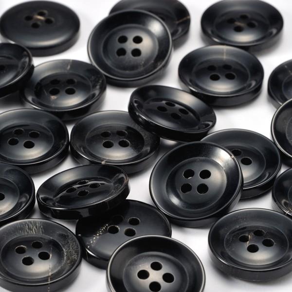 水牛ボタンK-250 COLOR.5 黒18mm 老舗テーラー御用達スーツボタン専門店の高級ボタン |  | 01