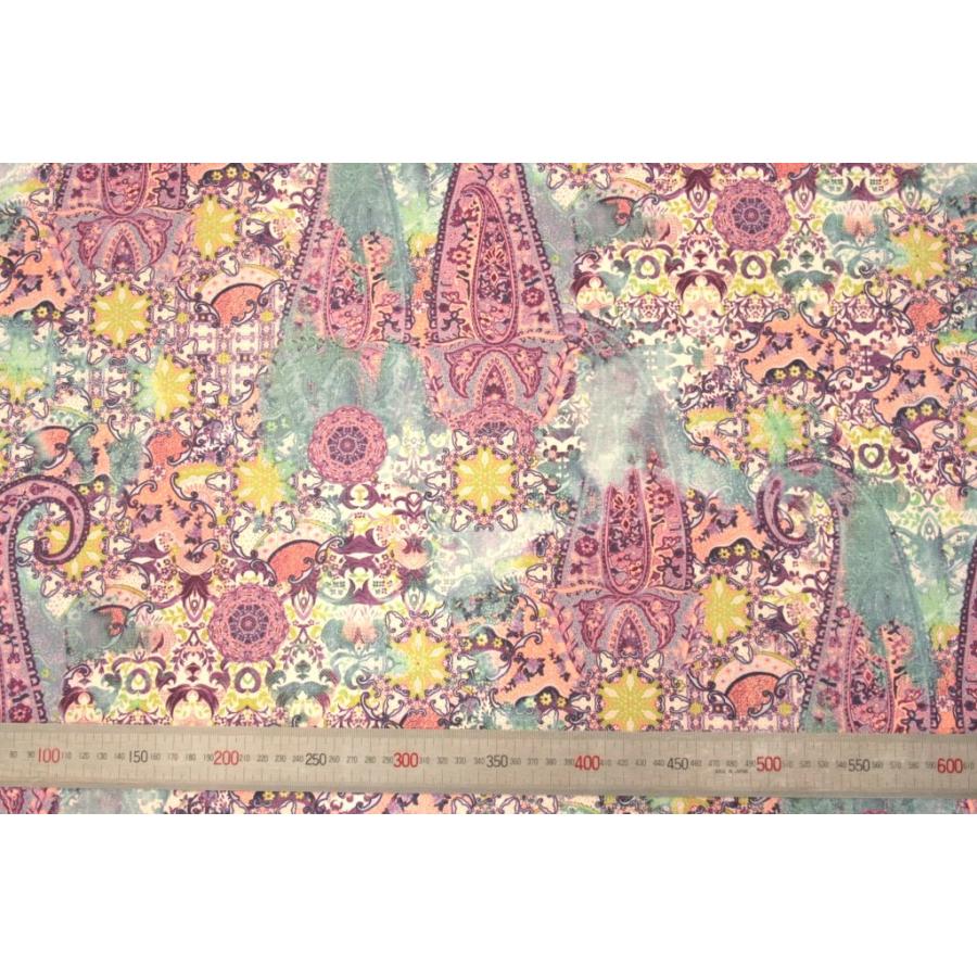 生地見本 8259 カラー1019 プリント裏地見本帳 ユーロデザインシリーズ・ベリッサ |  | 01