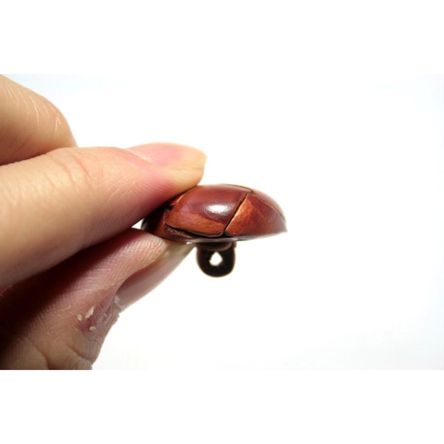 本革ボタン LZ100　30mm  color.04ダークブラウン  コート対応ボタン 実寸は29mm 革ボタン,レザーボタン,皮ボタン |  | 04