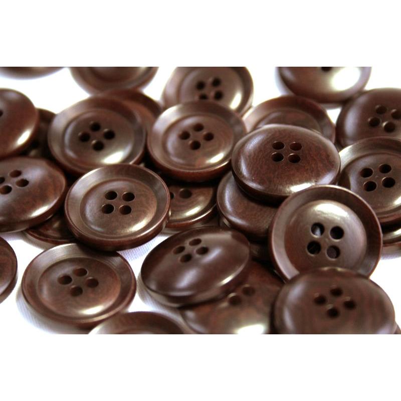 ナットボタン631 COLOR．48ダークブラウン  23mm 老舗テーラー御用達スーツボタン専門店の高級ボタン |  | 01