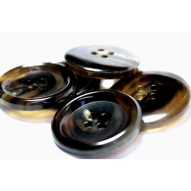 水牛ボタンK-150 COLOR．7B ダークブラウン30mm T93984 老舗テーラー御用達スーツボタン専門店の高級ボタン |  | 01