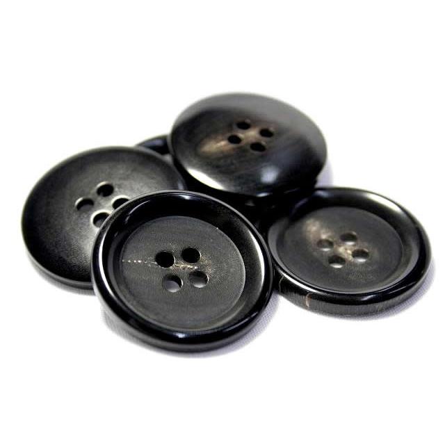 水牛ボタンK-150 COLOR．8 黒 30mm T93990 老舗テーラー御用達スーツボタン専門店の高級ボタン |  | 01