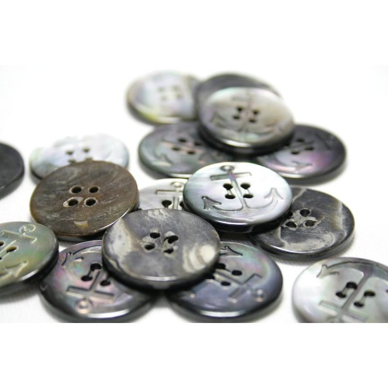 イカリ柄黒蝶貝ボタン 23mm シェルボタン |  | 01