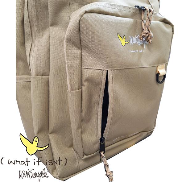 What it isNt)ART BY MARKGONZALES ワット イット イズント What it isNt)ART BY MARKGONZALES ワット イット イズント