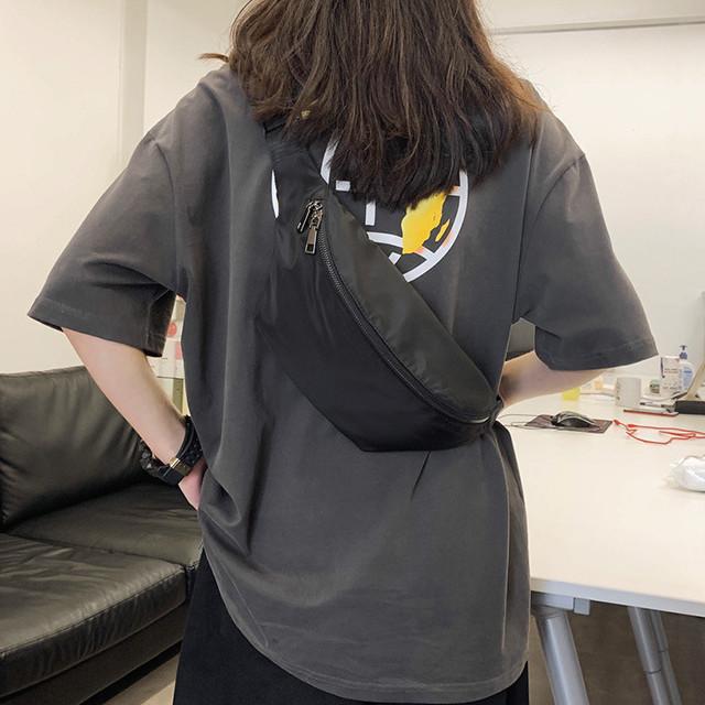 ブラック ボディバッグ シンプルデザイン ボディバッグ メンズ レディース シンプルデザイン ナイロン系