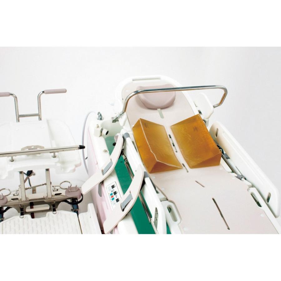 特浴用アクションパッド (2)小サイズ(カバー付) アクションジャパン #40691 B11172 メーカー1:直送品 JAN 4560184