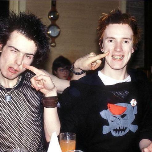 オリジナルJOHNPLASTICSKULLZIPHOODIE メンズファッション 