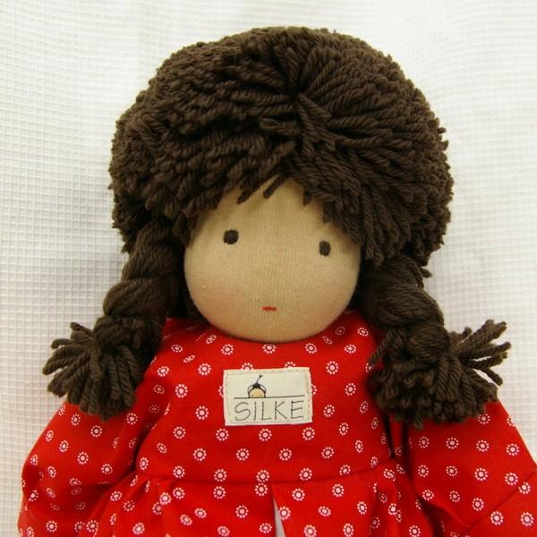 ジルケ 抱き人形 女の子 茶髪 35センチ 赤服 : 木のおもちゃ積み木の森