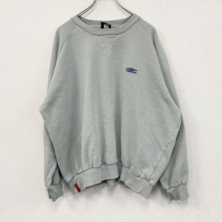 古着 used UMBRO アンブロ スウェット/トレーナー 前V 刺繍ロゴ 灰色