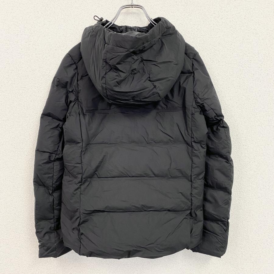 ユニクロ（UNIQLO） シームレスダウンパーカ ダウン90% 黒 ブラック S 