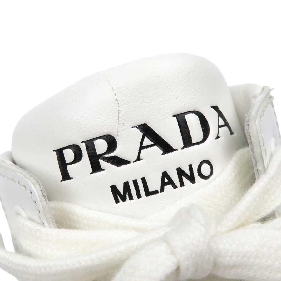 PRADA プラダ トライアングルロゴ ハイカット レザー スニーカー PRADA プラダ トライアングルロゴ ハイカット レザー スニーカー