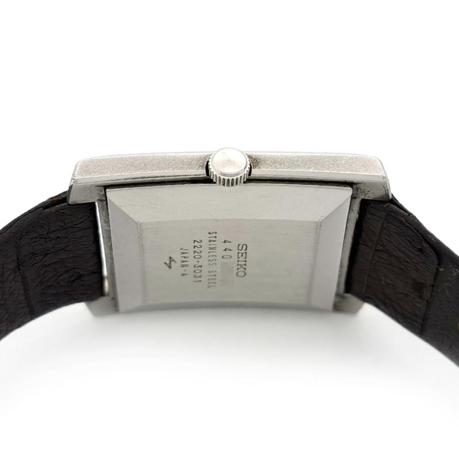 SEIKO（セイコー） シャリオ レクタンギュラー ブルーダイヤル 2220