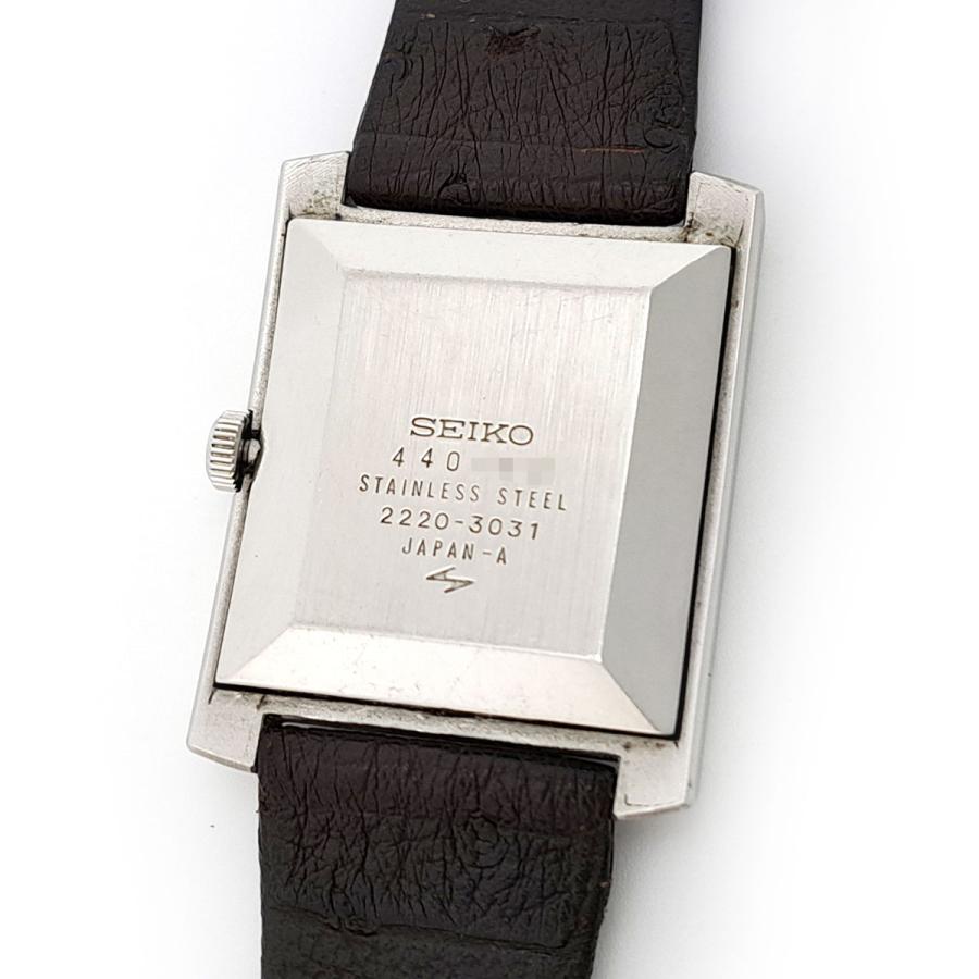 SEIKO（セイコー） シャリオ レクタンギュラー ブルーダイヤル 2220