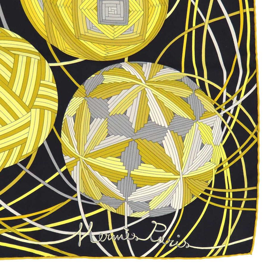 エルメス カレ 90 L’ART DU TEMARI 手毬の宇宙 ユニセックス ブラック イエロー HERMES 【中古】 【アパレル・小物】 HERMES（エルメス） カレ 90 L'ART DU TEMARI 手毬の宇宙 ユニセックス