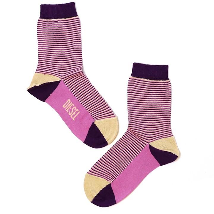 ディーゼル Diesel クルーソックス 靴下 レディース 配色ボーダー柄 レッグウェア Skf Pippi Die L A 78 404 買っciao トゥット トゥット 通販 Yahoo ショッピング