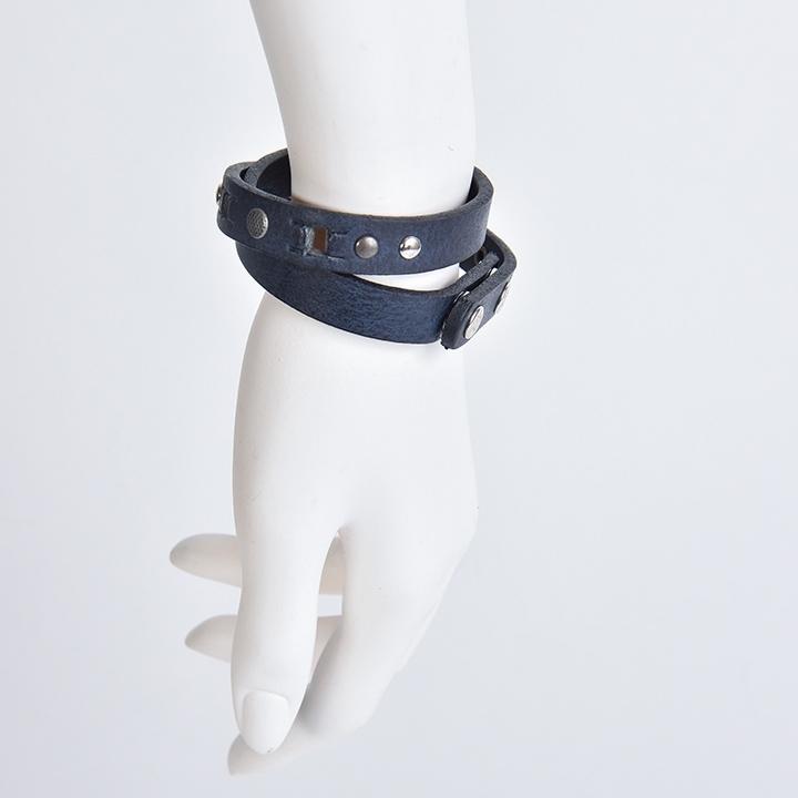 DIESEL（ディーゼル） レザーブレスレット レディース 牛革 本革 二重