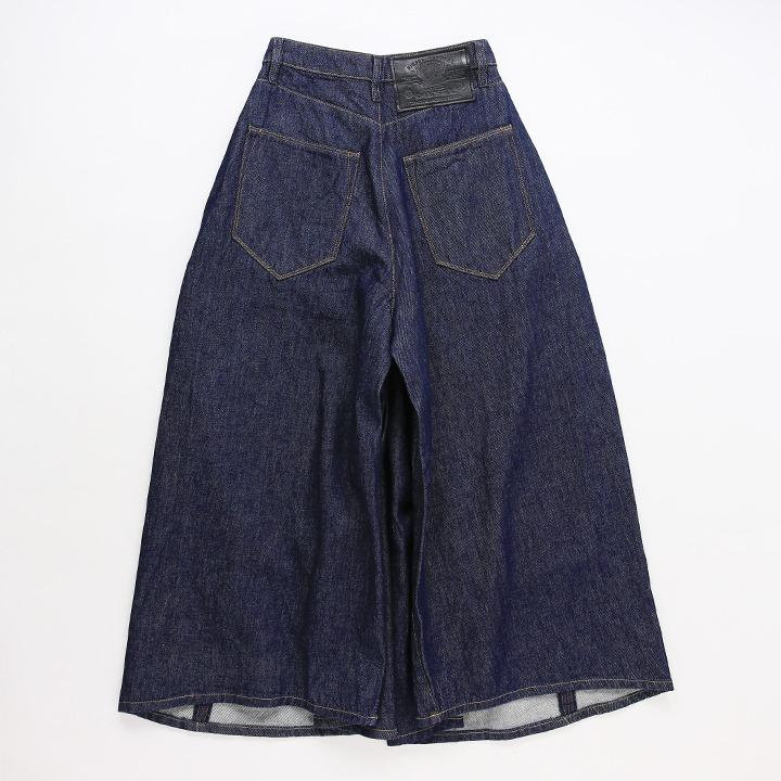 DIESEL ディーゼル スカート風ワイドジーンズ デニム パンツ DIESEL ディーゼル スカート風ワイドジーンズ デニム パンツ
