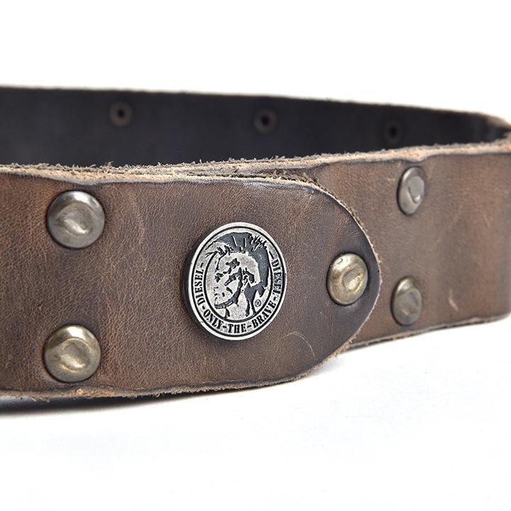【美品】DIESEL ディーゼル　スタッズ　ロゴ　ベルト　ヴィンテージ加工 美品】DIESEL ディーゼル ベルト レザー ロゴスタッズ 正規品