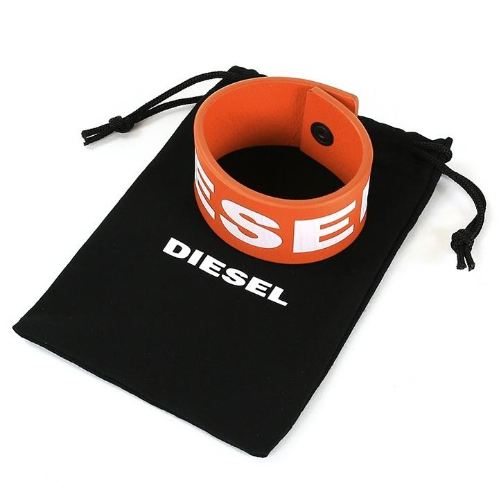 DIESEL（ディーゼル） レザーブレスレット メンズ レディース 男女兼用