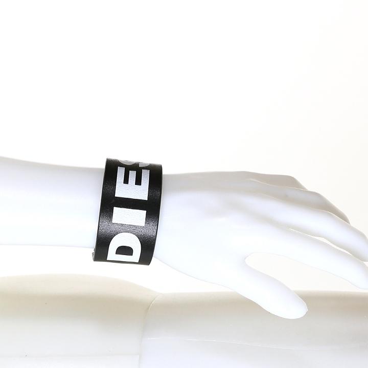 DIESEL（ディーゼル） レザーブレスレット メンズ レディース 男女兼用