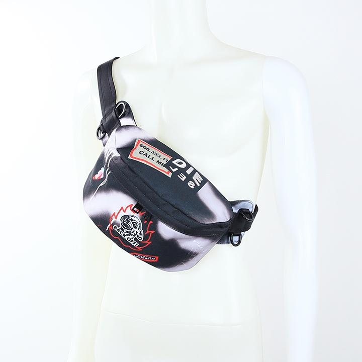 Diesel グラフィティプリント ベルトバッグ ブラック新品未使用!! DIESEL ディーゼル ボディバック 鞄 メンズ グラフィカル
