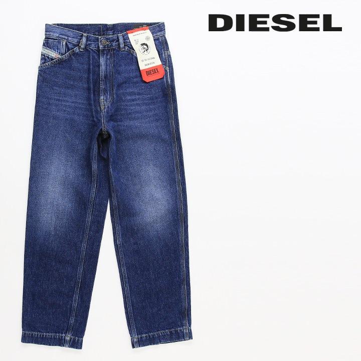 パンツ Diesel wide denim Diesel® 2001 D-MACRO | Mens Low-Rise Straight Leg Jeans