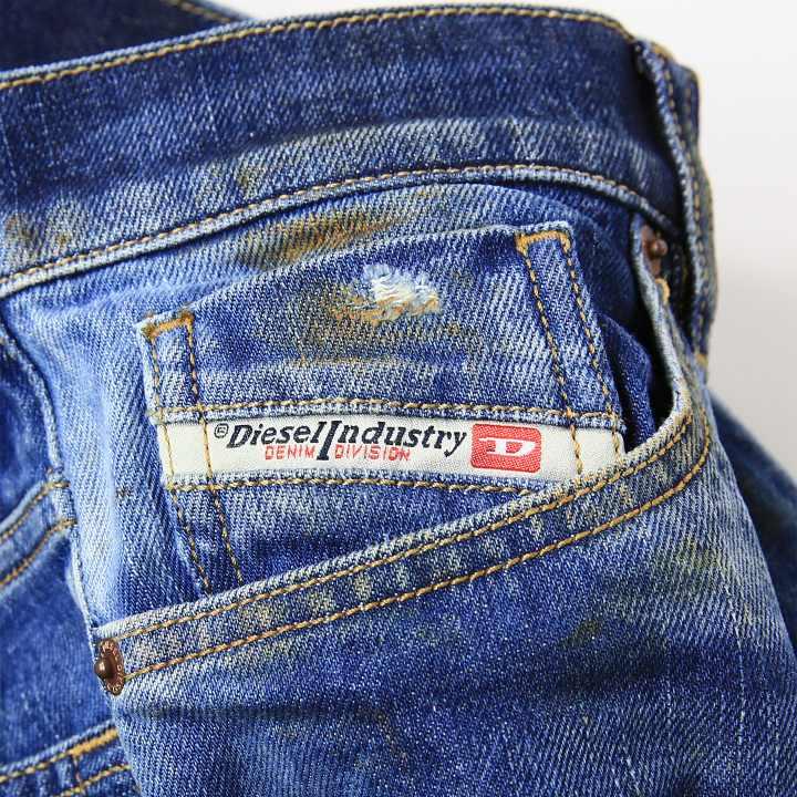 【未使用品】Diesel D-FINING テーパード デニム 30インチ DIESEL ディーゼル ジーンズ デニム パンツ メンズ レディース