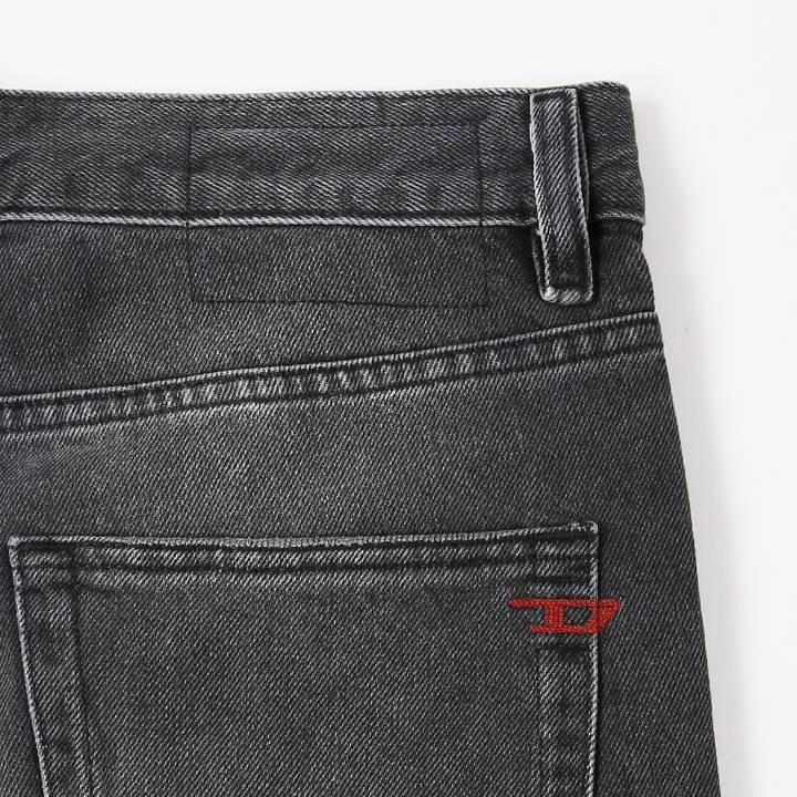 【2点おまとめ】DIESEL　D-REEFT-JOGG　デニム　ブラック　D刺繍 2点おまとめ】DIESEL D-REEFT-JOGG デニム ブラック D刺繍 メンズ
