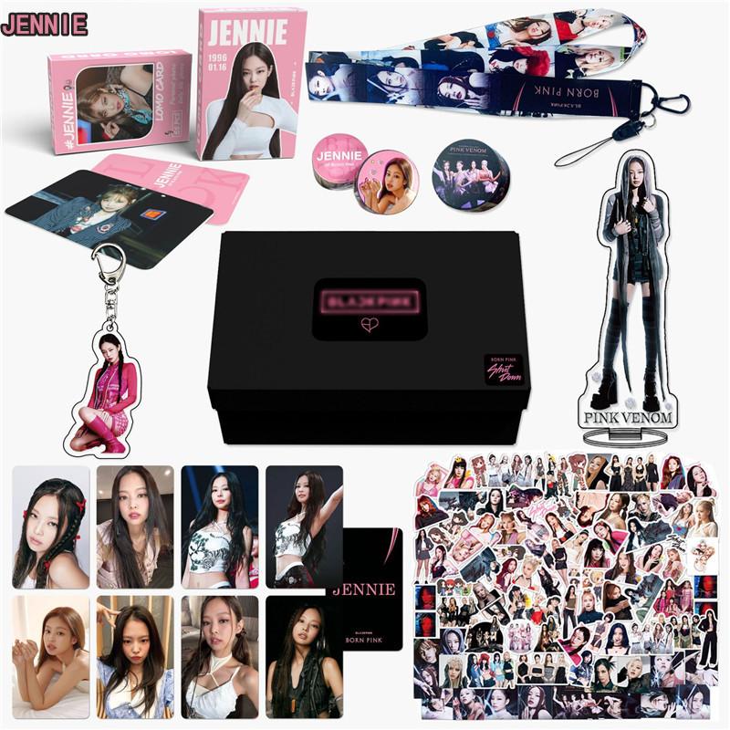 Blackpinkグッズ ギフトボックス フォトカード テープ Born Pink Blackpinkグッズ ギフトボックス フォトカード テープ Born Pink