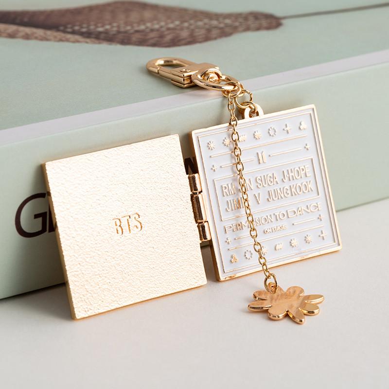 BTSグッズ キーホルダー 防弾少年団 バンタン キーリング BTS 合金