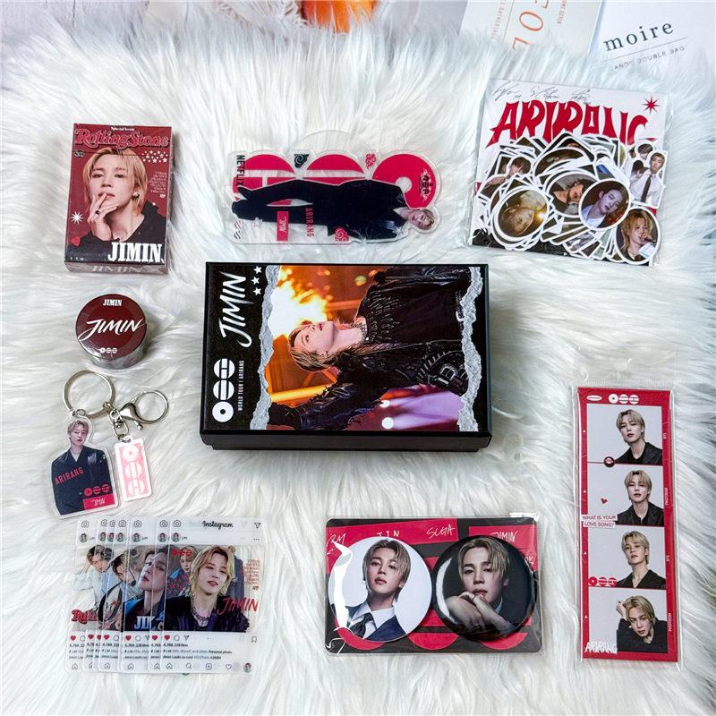 BTSグッズ ARIRANG ギフトボックス 個人メンバー フォトカード テープ