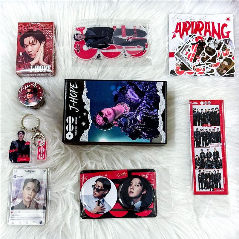 BTSグッズ ARIRANG ギフトボックス 個人メンバー フォトカード テープ