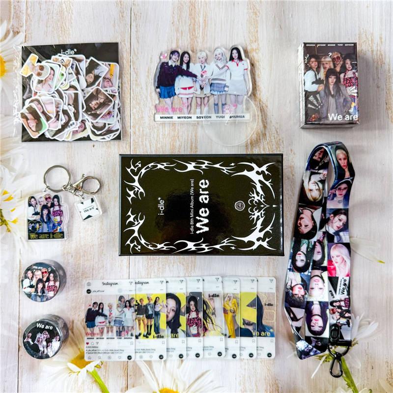 I-DLEグッズ ギフトボックス フォトカード We are テープ セット