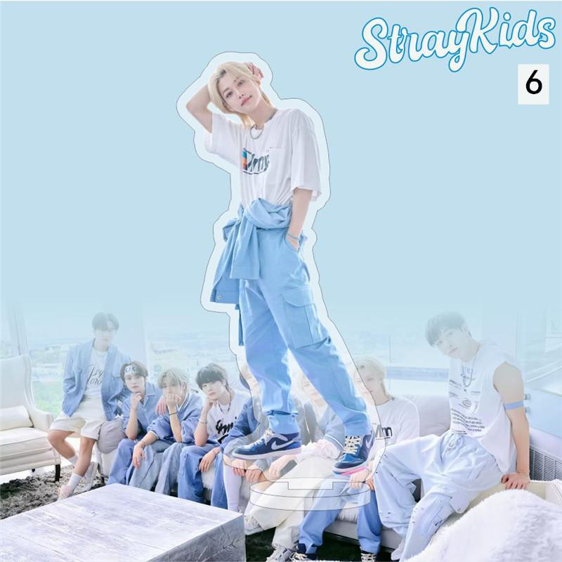 2番目半額 Stray Kidsグッズ アクリルスタンド写真立て 卓上 15cm