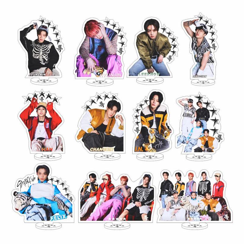 2番目半額 Stray Kidsグッズ 5-STAR アクリルスタンド 写真立て 卓上