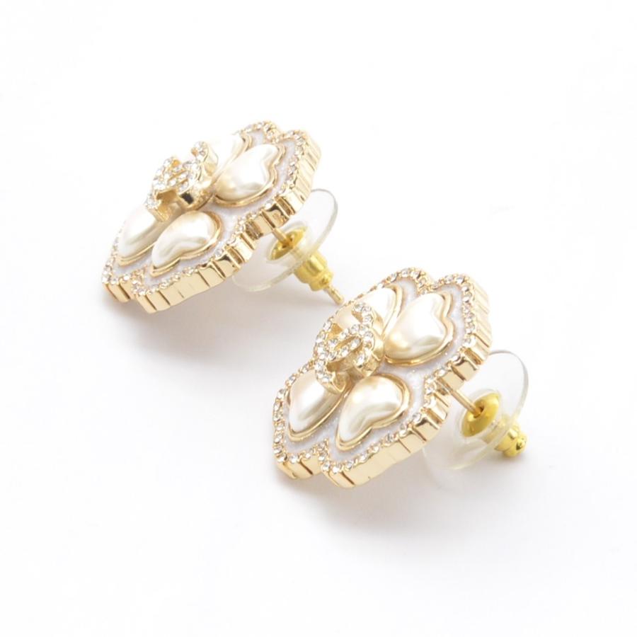 CHANEL シャネル ピアス B24A ゴールドGP CCロゴ 四つ葉のクローバー
