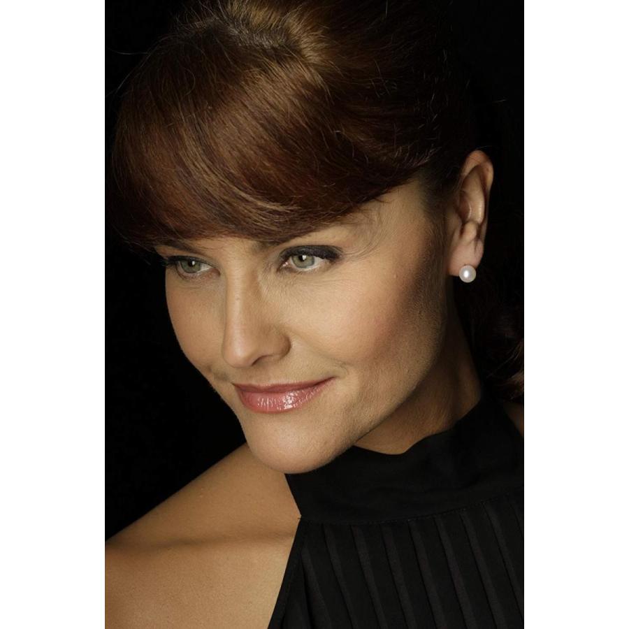 AAA 8.5-9mm White Freshwater Cultured Pearl Stud Earrings